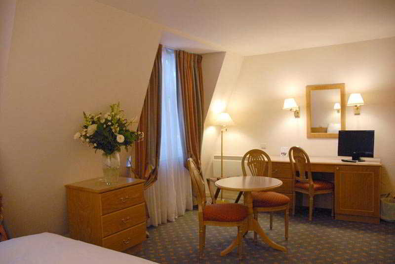 Hotel Made In Louise Brussels Bilik gambar